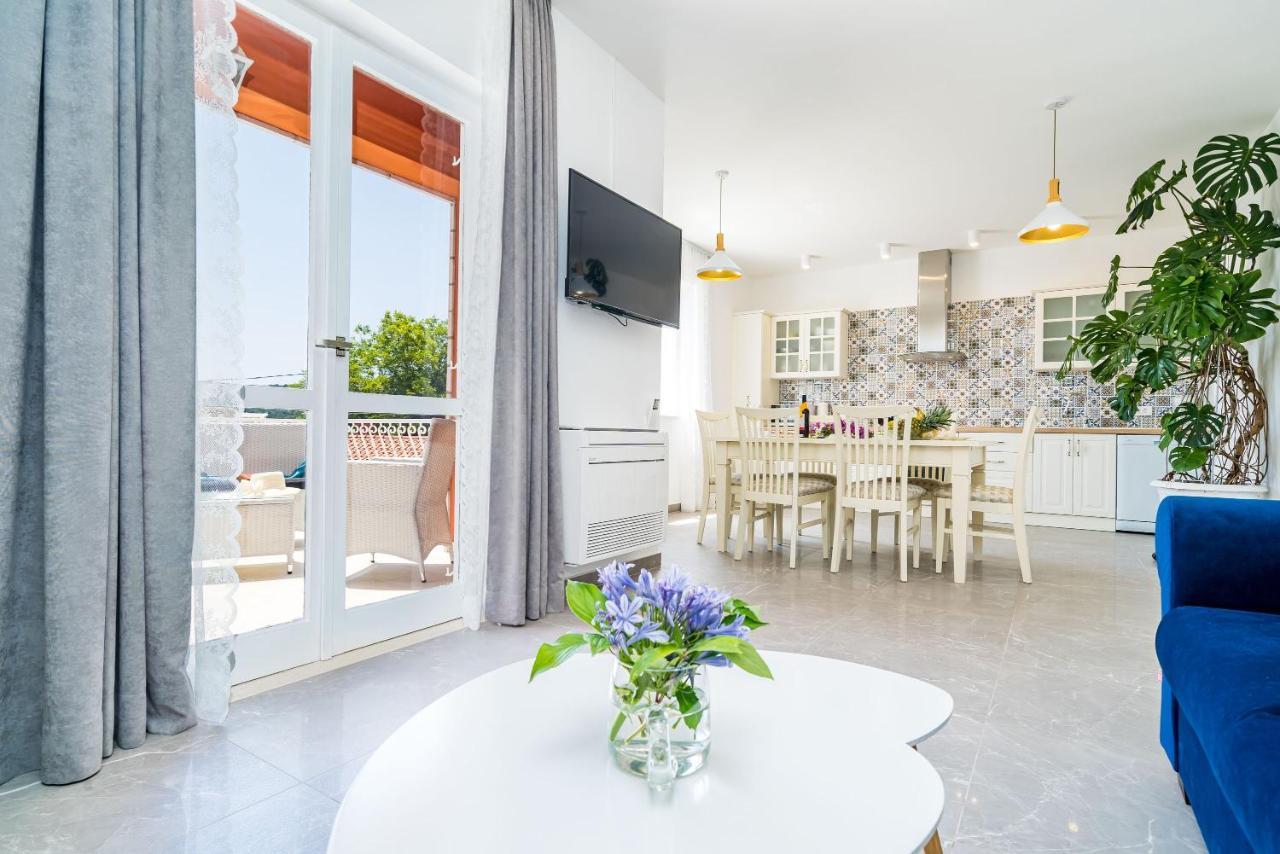 Nona's Paradise - Free Parking Zaton (Dubrovnik-Neretva)